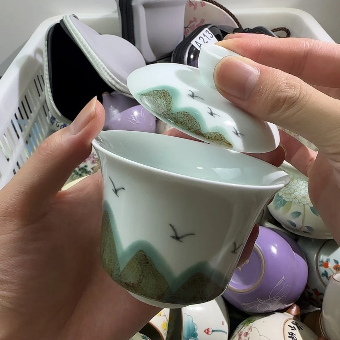 羊脂玉手绘二才盖碗