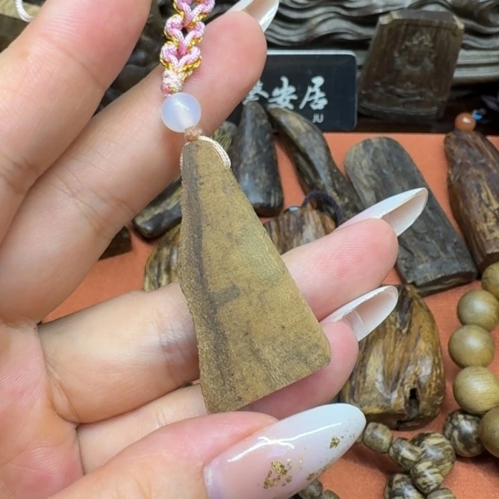 大叶紫檀（黑酸枝木类）