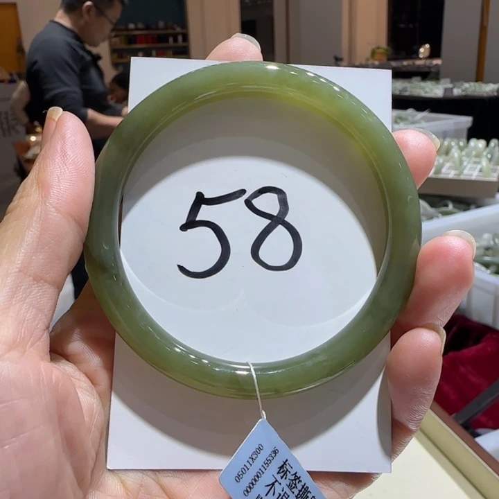 和田玉未镶嵌手镯819