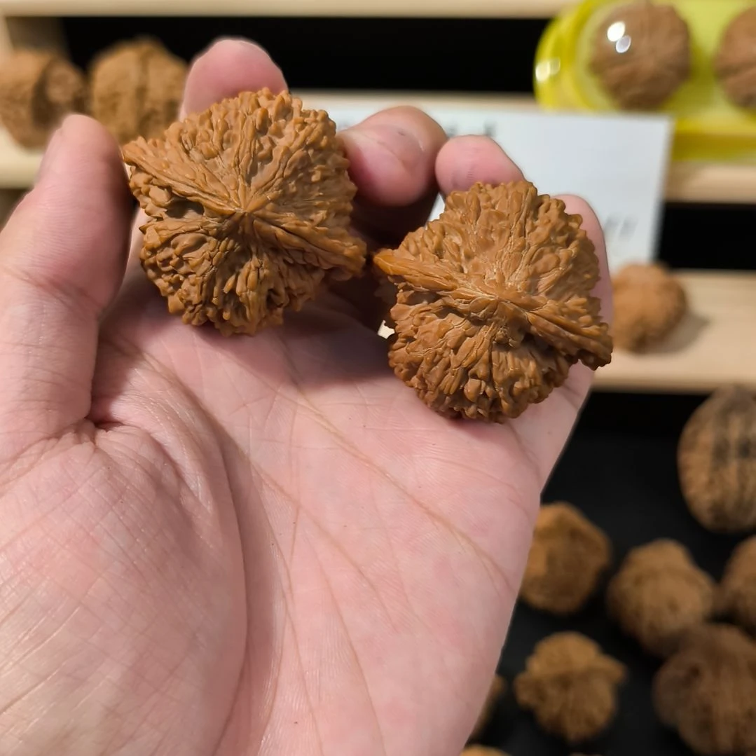 吊坠文玩核桃45满天星