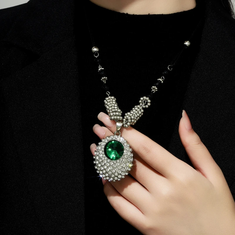 2025秋冬上新 复古宫廷风百搭气质绿/蓝高级感毛衣链