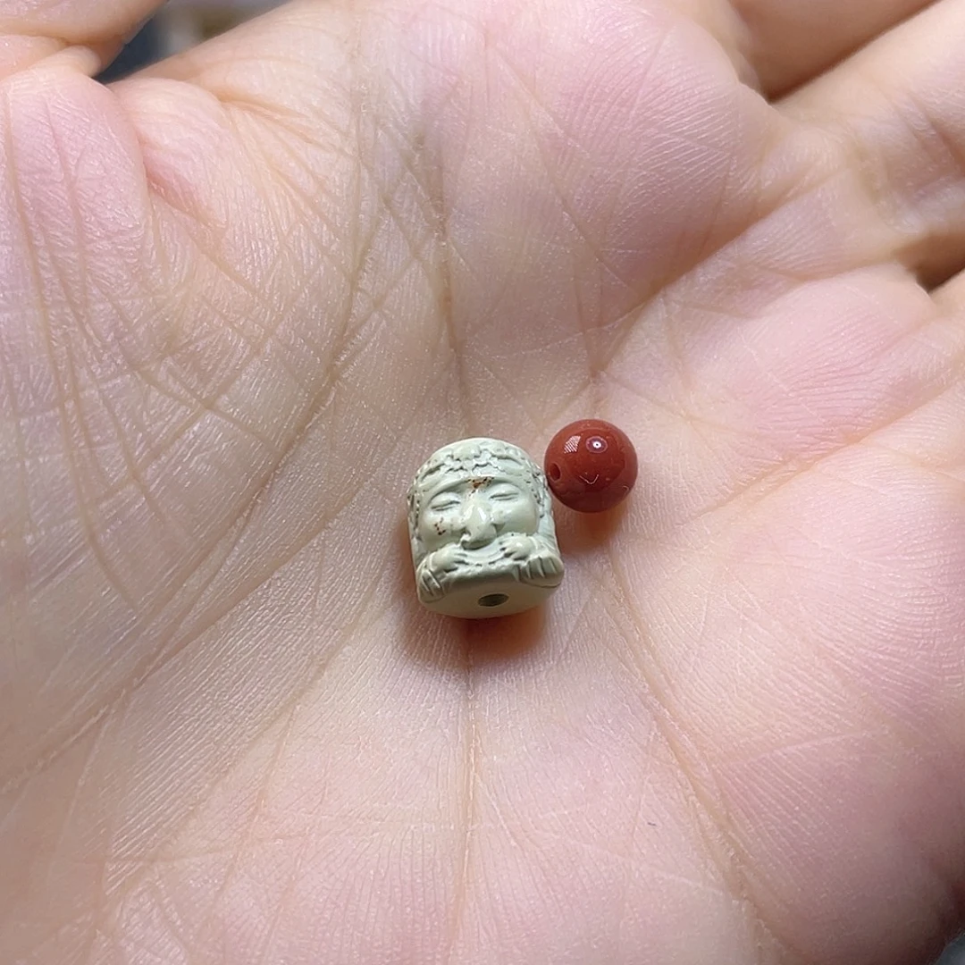 未镶嵌配饰南红玛瑙