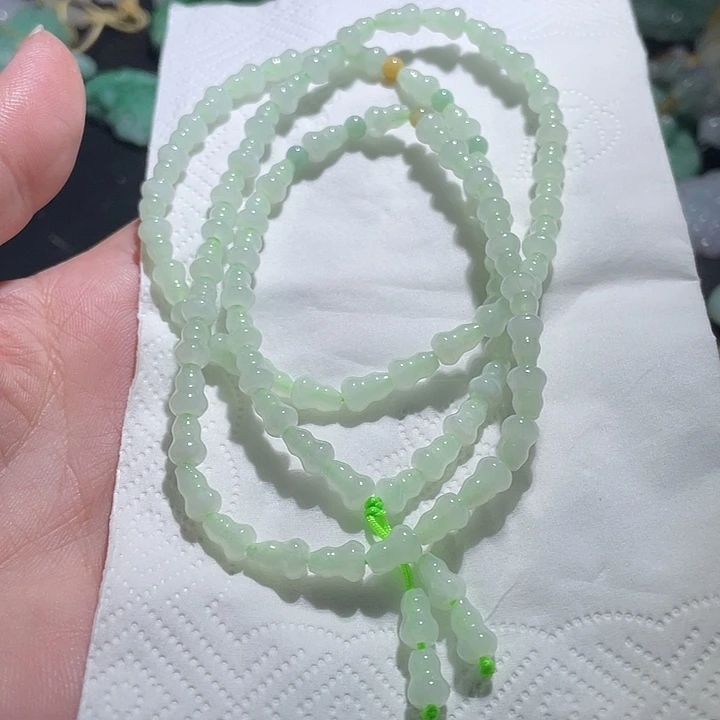 颈饰未镶嵌翡翠天