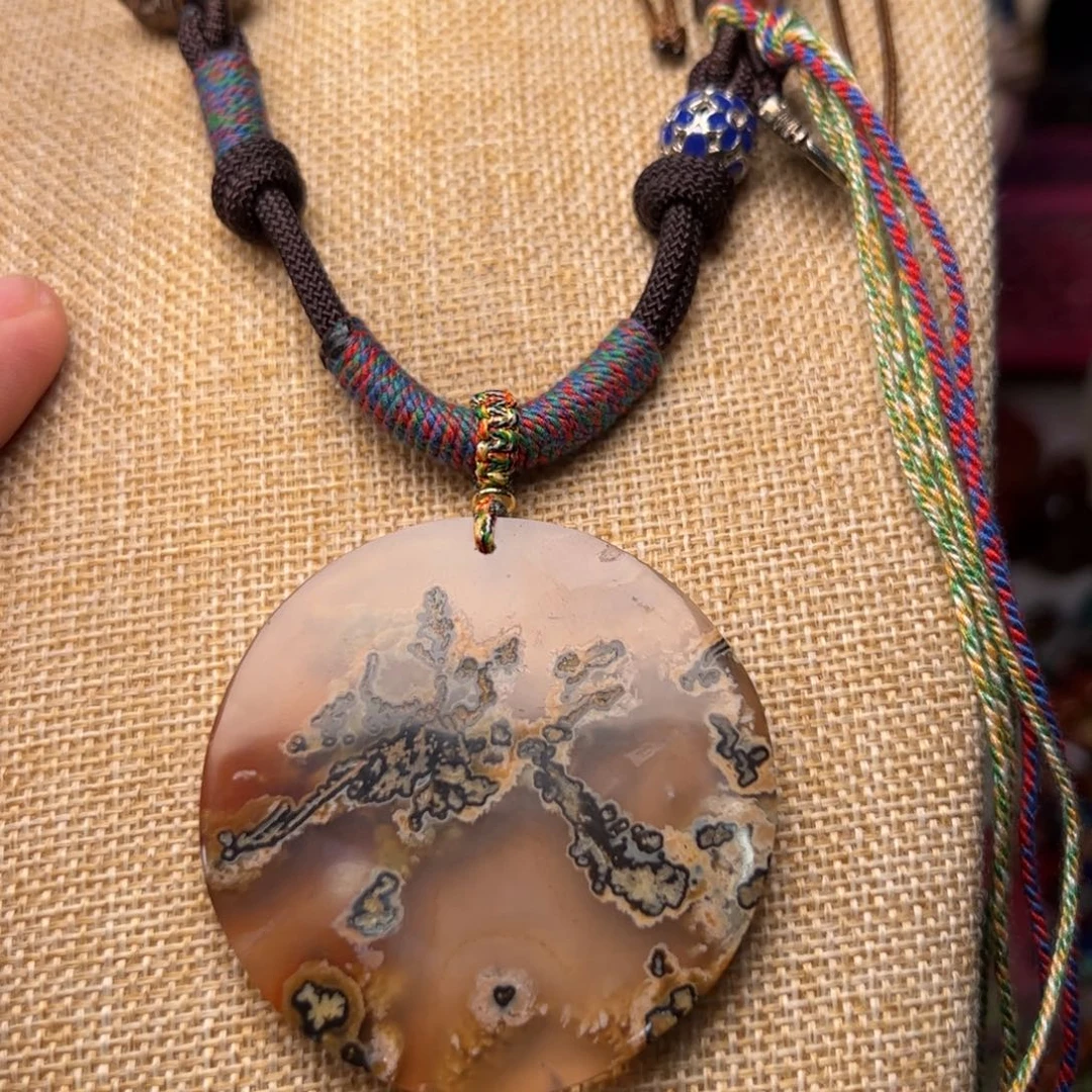 玛瑙/玉髓颈饰未镶嵌