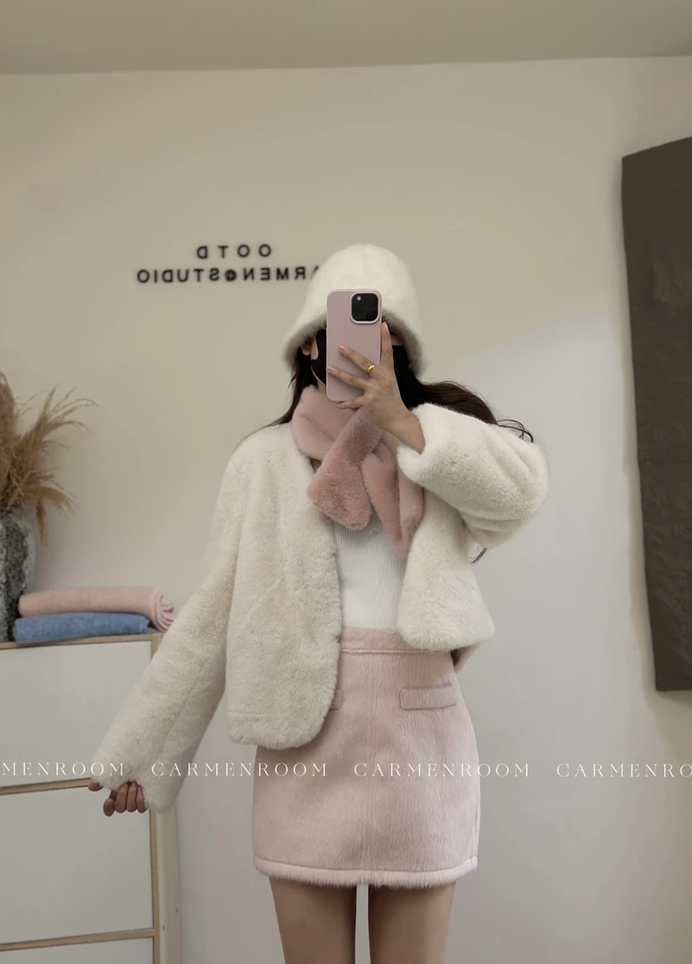 CARMENROOM 皮毛一体加厚少女甜美大衣宽松简约冬百搭外套