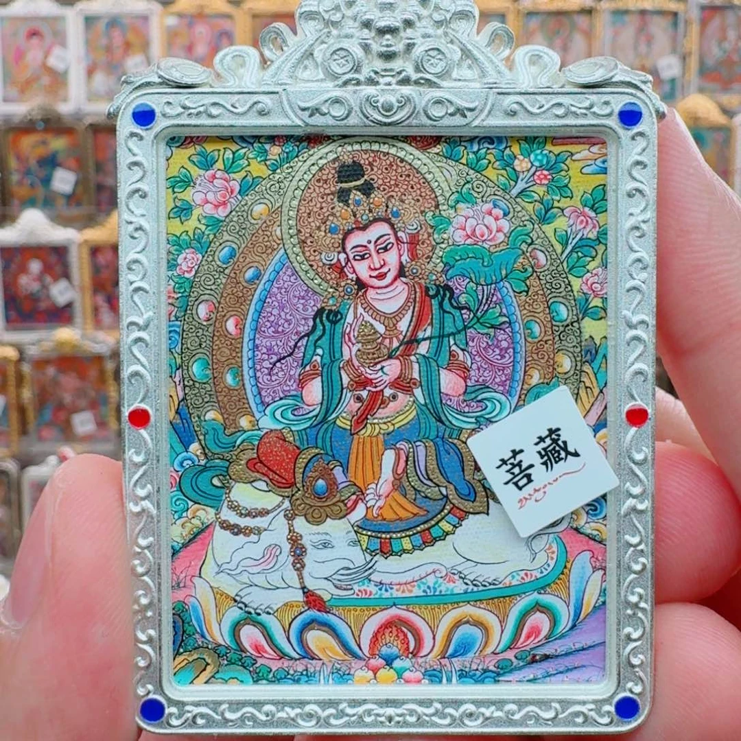 可***乐吊坠普贤完德加 折后5500