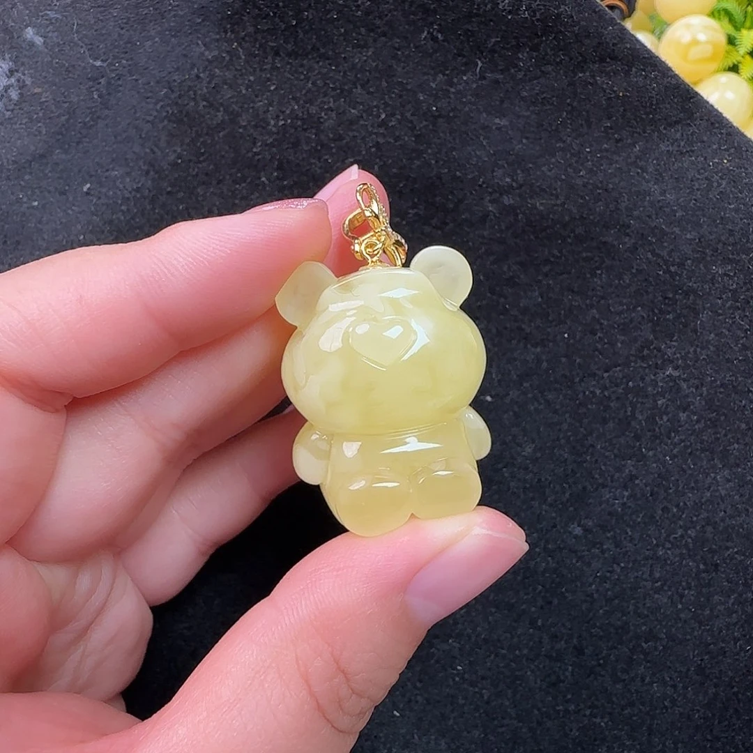 蜜蜡未镶嵌珠宝奇石