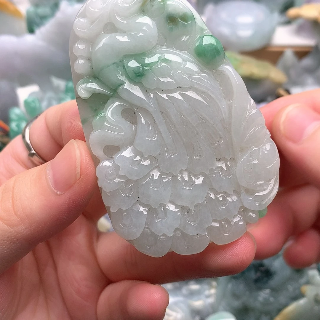 吊坠(不含链)未镶嵌翡翠