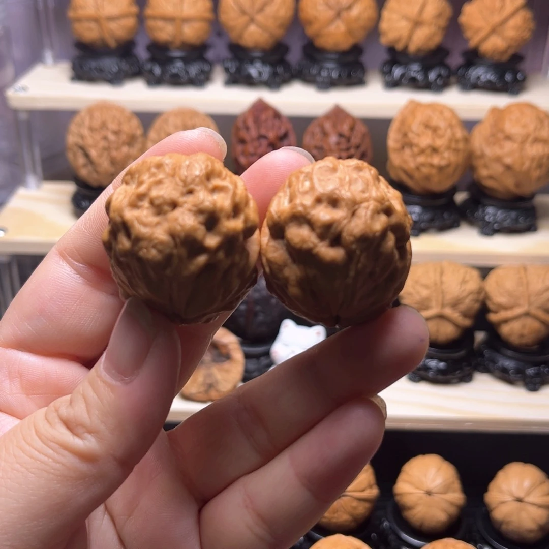 文玩核桃吊坠31w元宝疙瘩包39尺