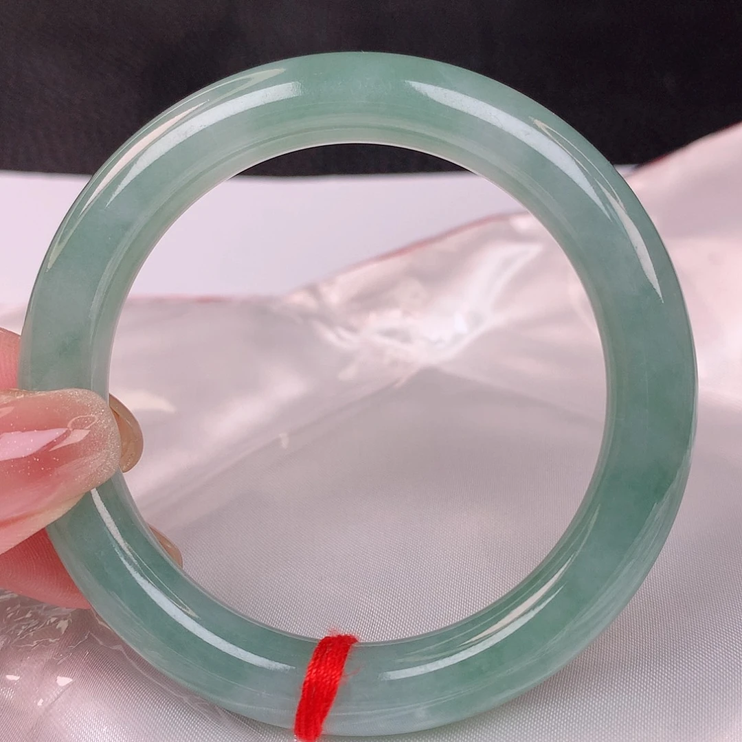 【闪购商品】翡翠手镯（圆镯）未镶嵌54