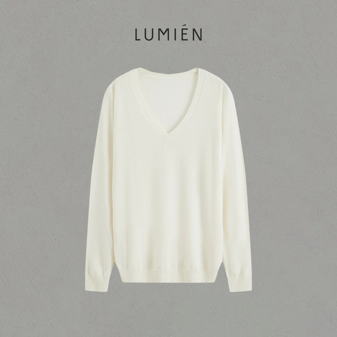 【LUMIEN 新品】“柔雾轻纱”软糯绵羊毛V领宽松优雅针织衫LX5ISS185