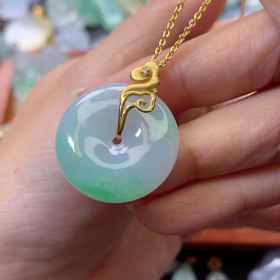 【闪购商品】吊坠(赠链)18K金镶嵌翡翠