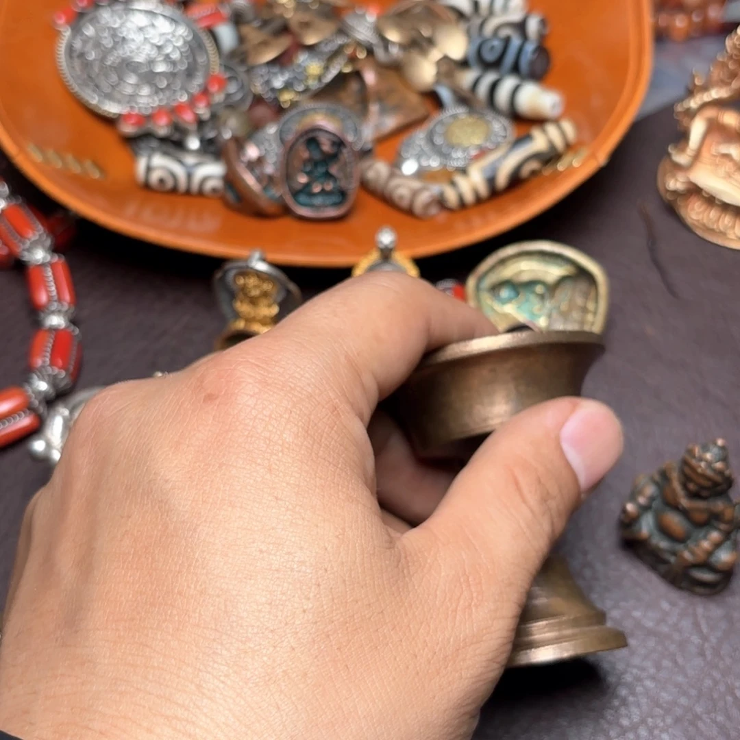 铜星月菩提挂件菩提