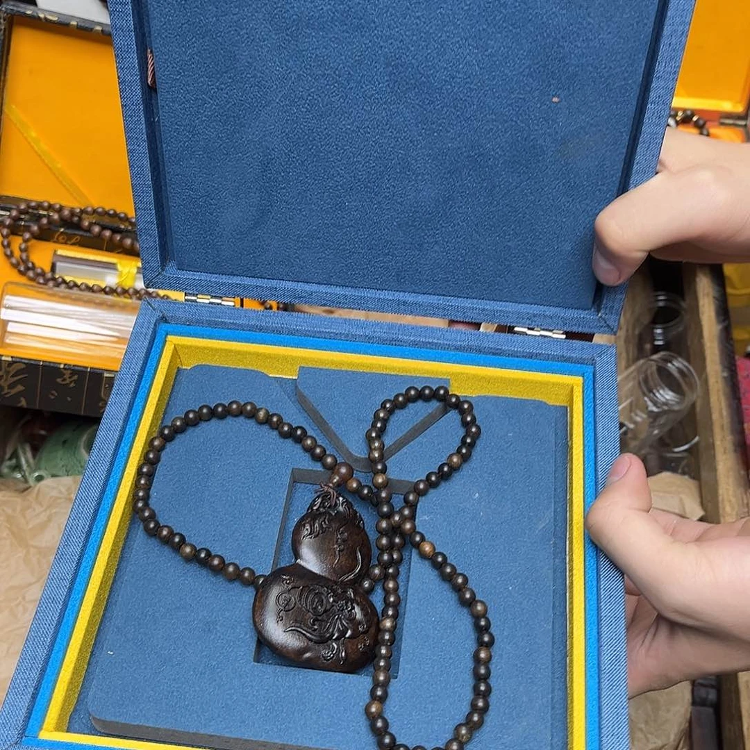 大叶紫檀（黑酸枝木类）