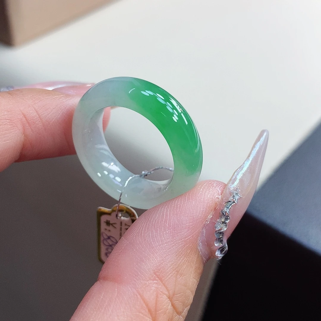 翡翠戒指未镶嵌18号