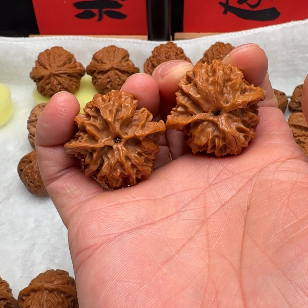 文玩核桃把件苹果园40