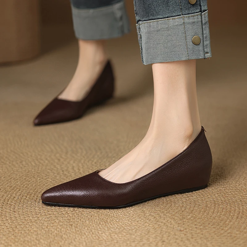 3.5cm浅口中跟尖头单鞋内增高通勤工作鞋百搭复古风粗跟小皮鞋女