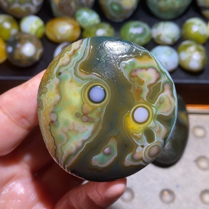未镶嵌玛瑙/玉髓珠宝半成品87