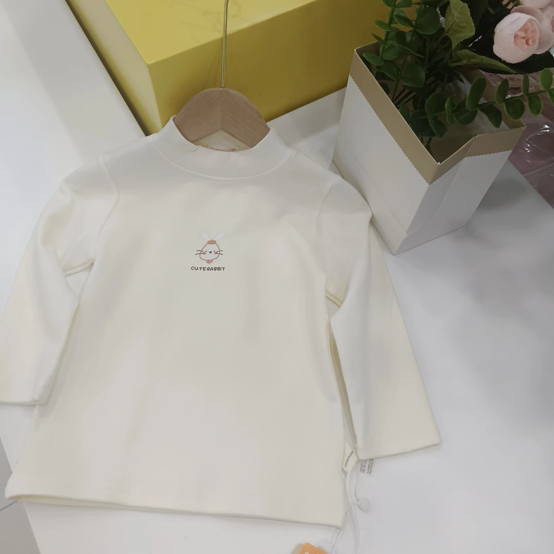 02308热芯棉戴帽子小兔打底衫