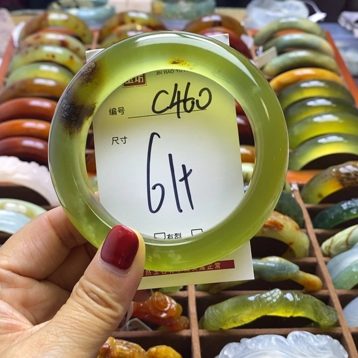 蛇纹石玉手镯未镶嵌黎**解