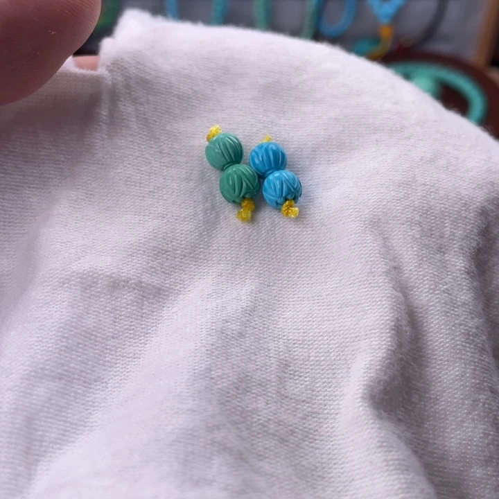 直径6+莲花圆珠一对