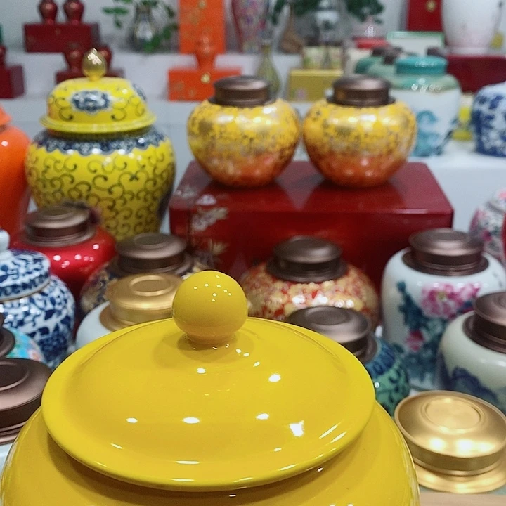 陶瓷摆件茶叶罐储存罐密封罐