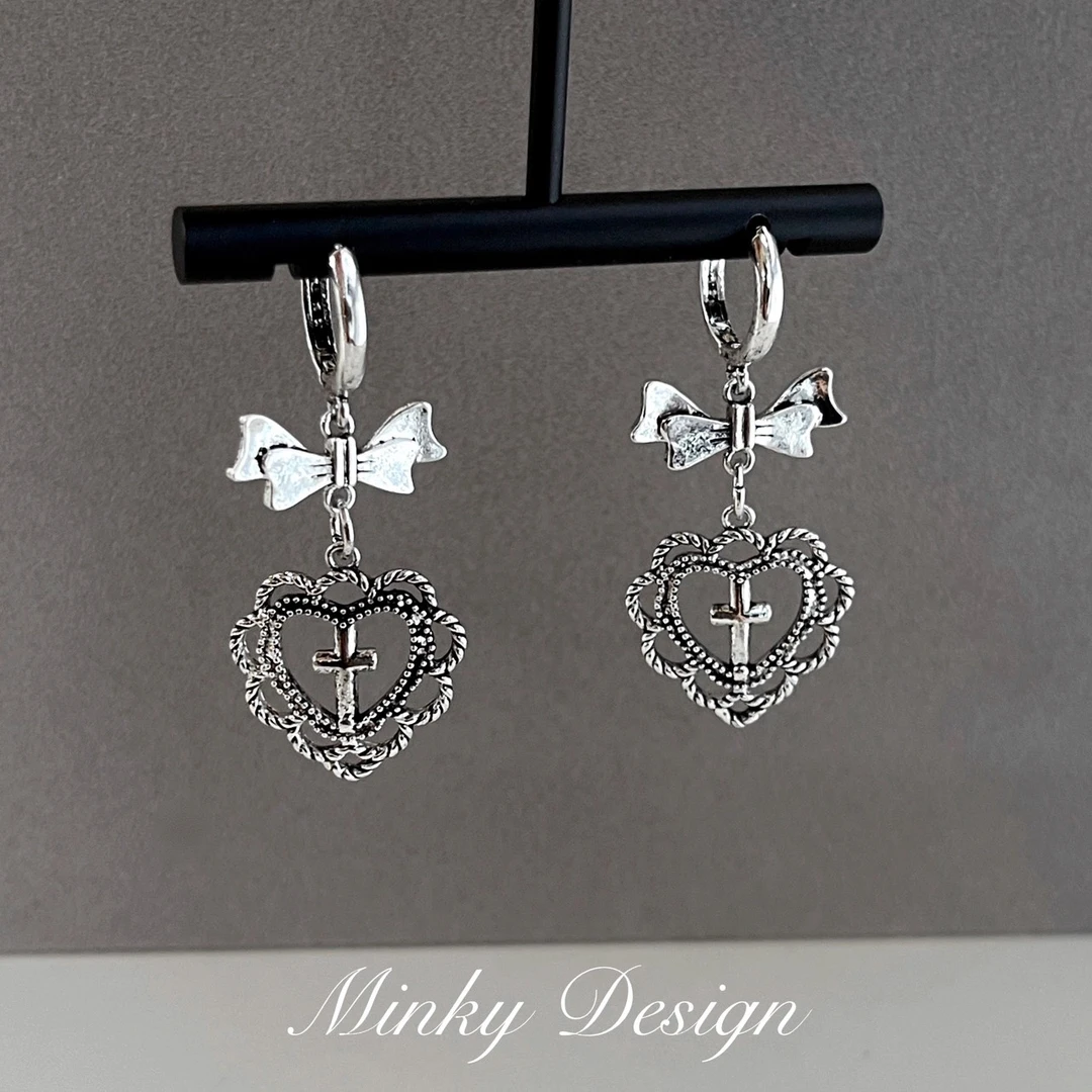 铜合金合成锆石耳饰 「心动信号」气质爱心复古蝴蝶结蚊香盘耳夹女