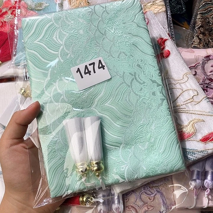 刺绣烧****羊a5活页送横线纸不打气眼1474