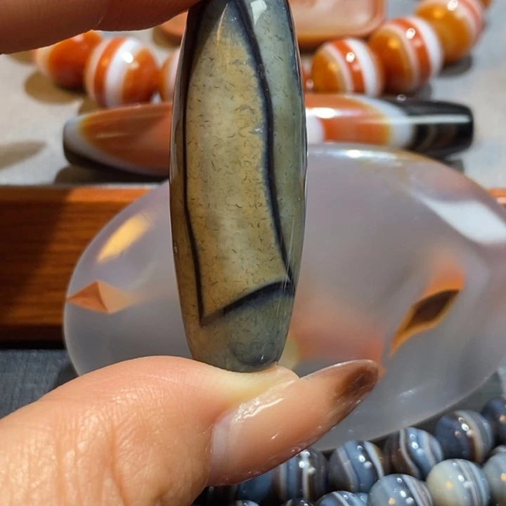 玛瑙/玉髓未镶嵌颈饰