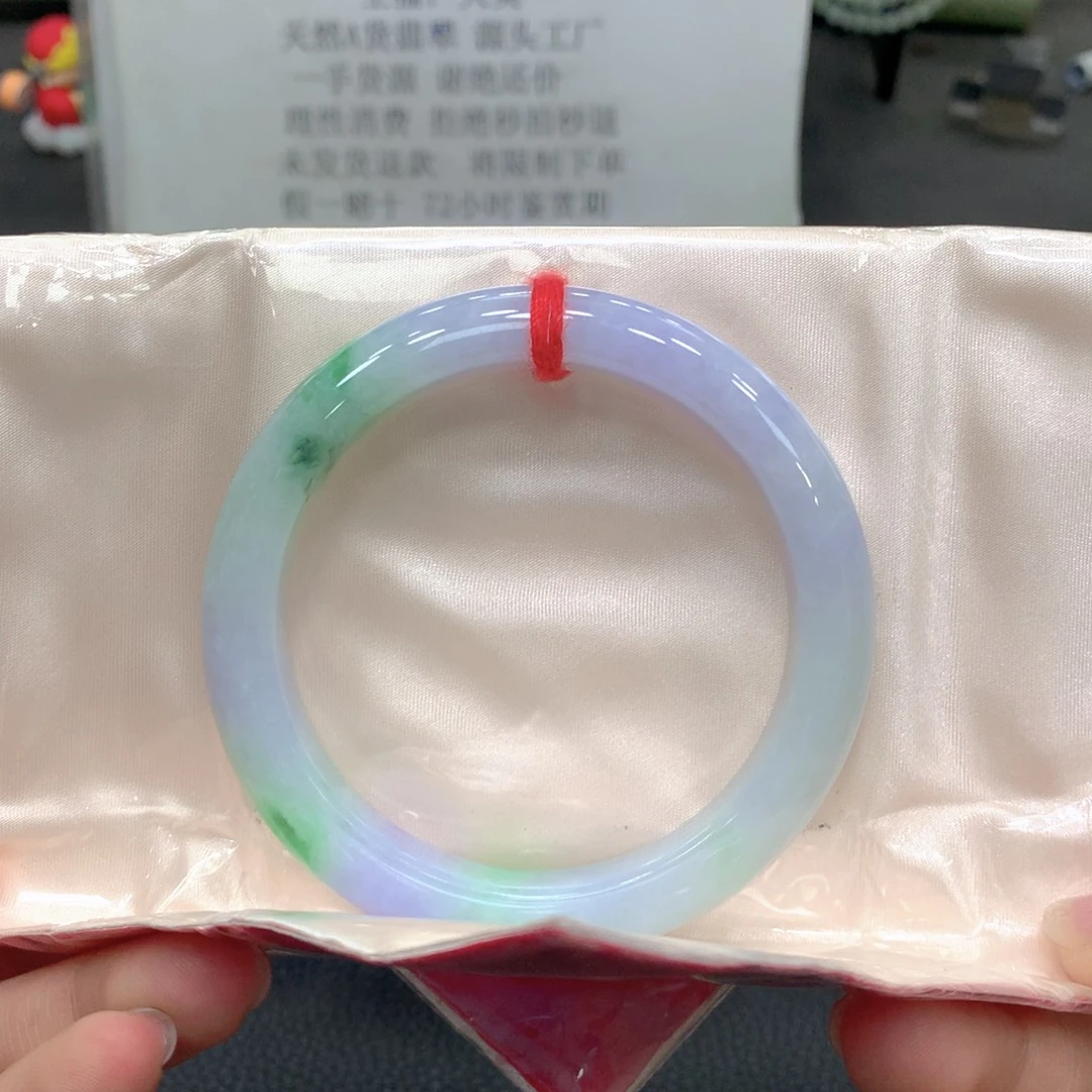 翡翠未镶嵌手镯60正