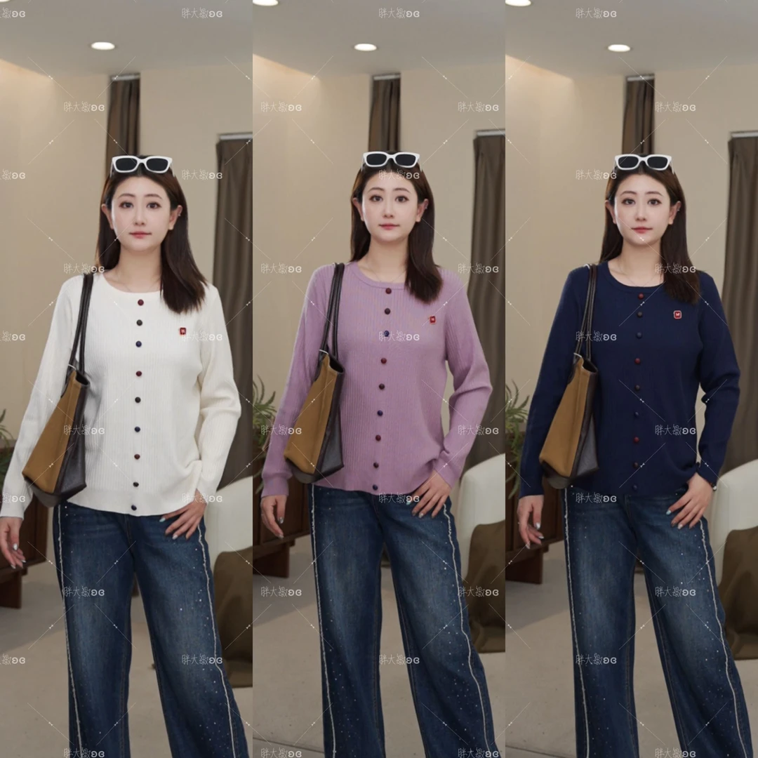 【秋款上新】PDM22416秋季新款圆领显瘦洋气彩色纽扣大码女装上衣