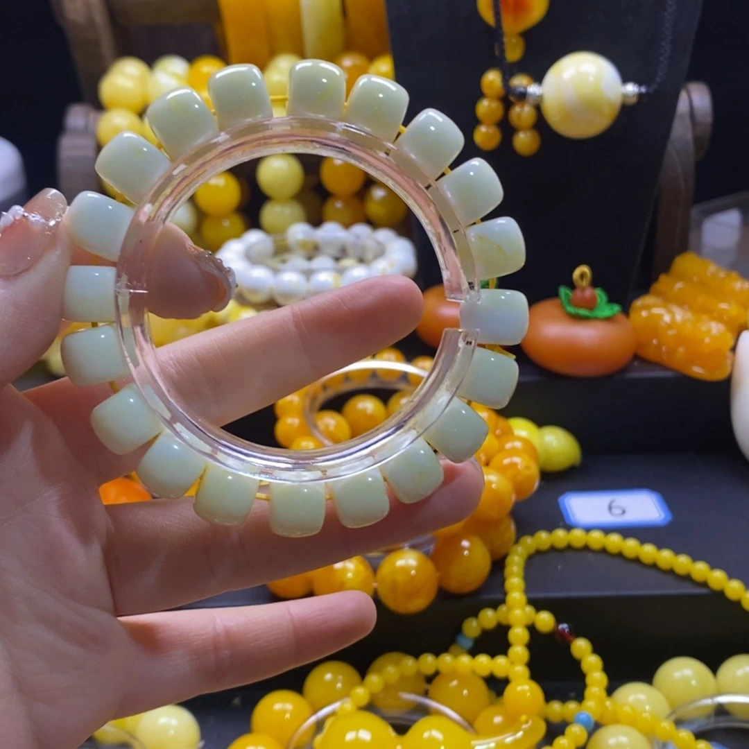 草***变非金属瓷白手串卡12全品