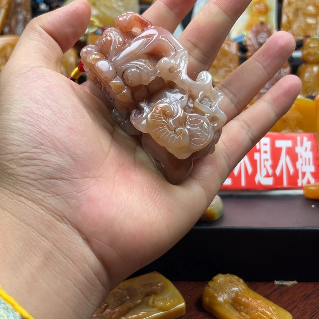 石英质玉（黄龙玉）未镶嵌hly