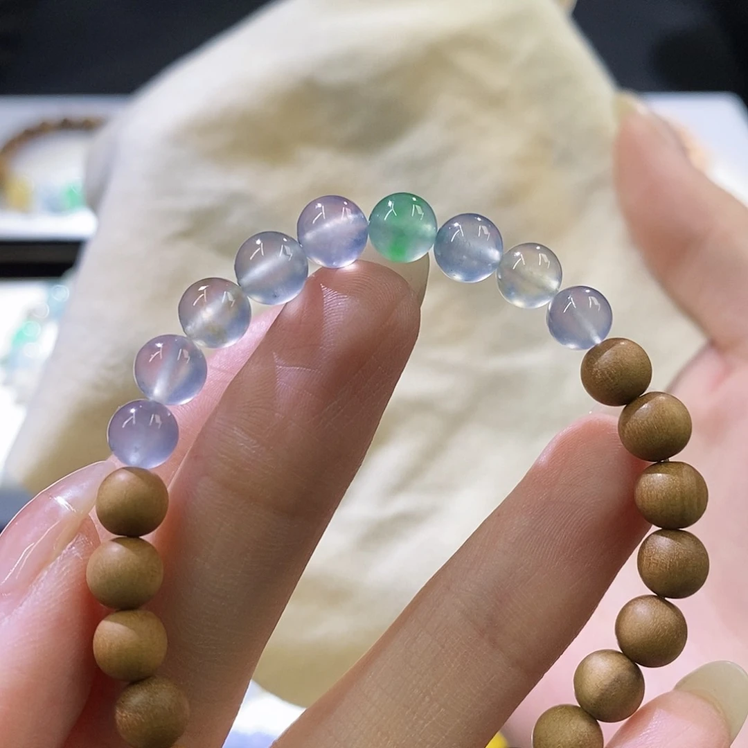 未镶嵌挂件翡翠仅展示