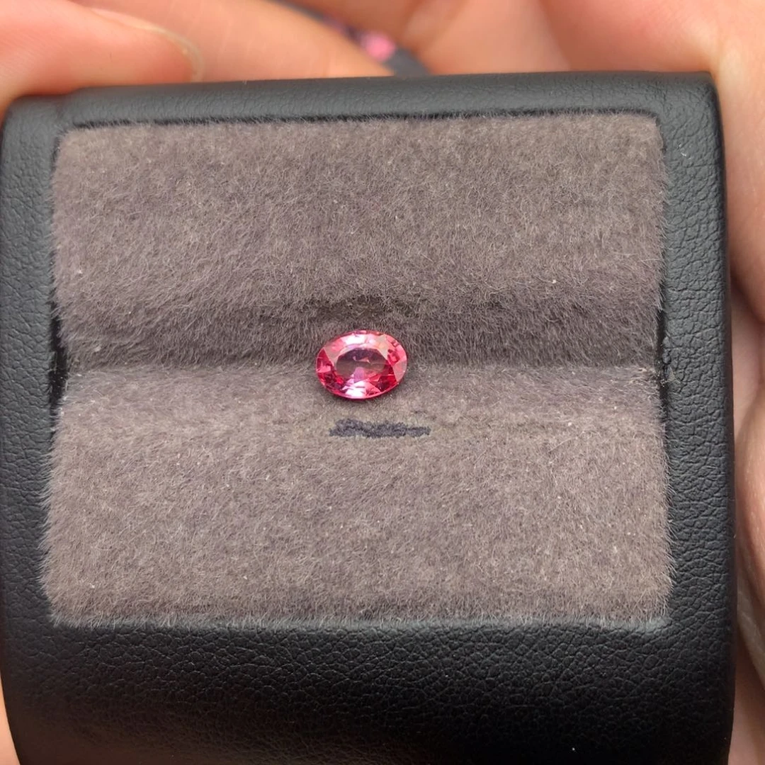 裸石蓝宝石帕帕拉恰1.04cy