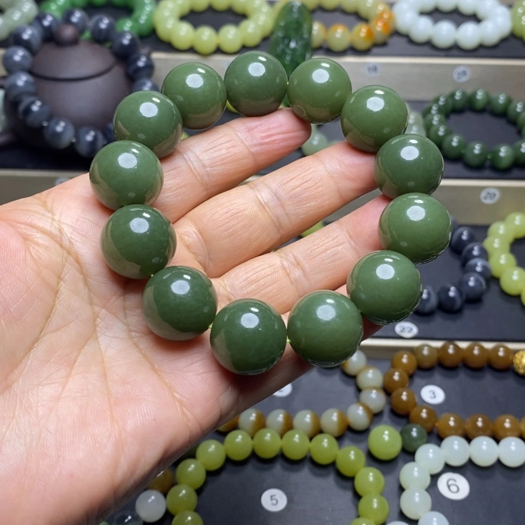 和田玉未镶嵌手串