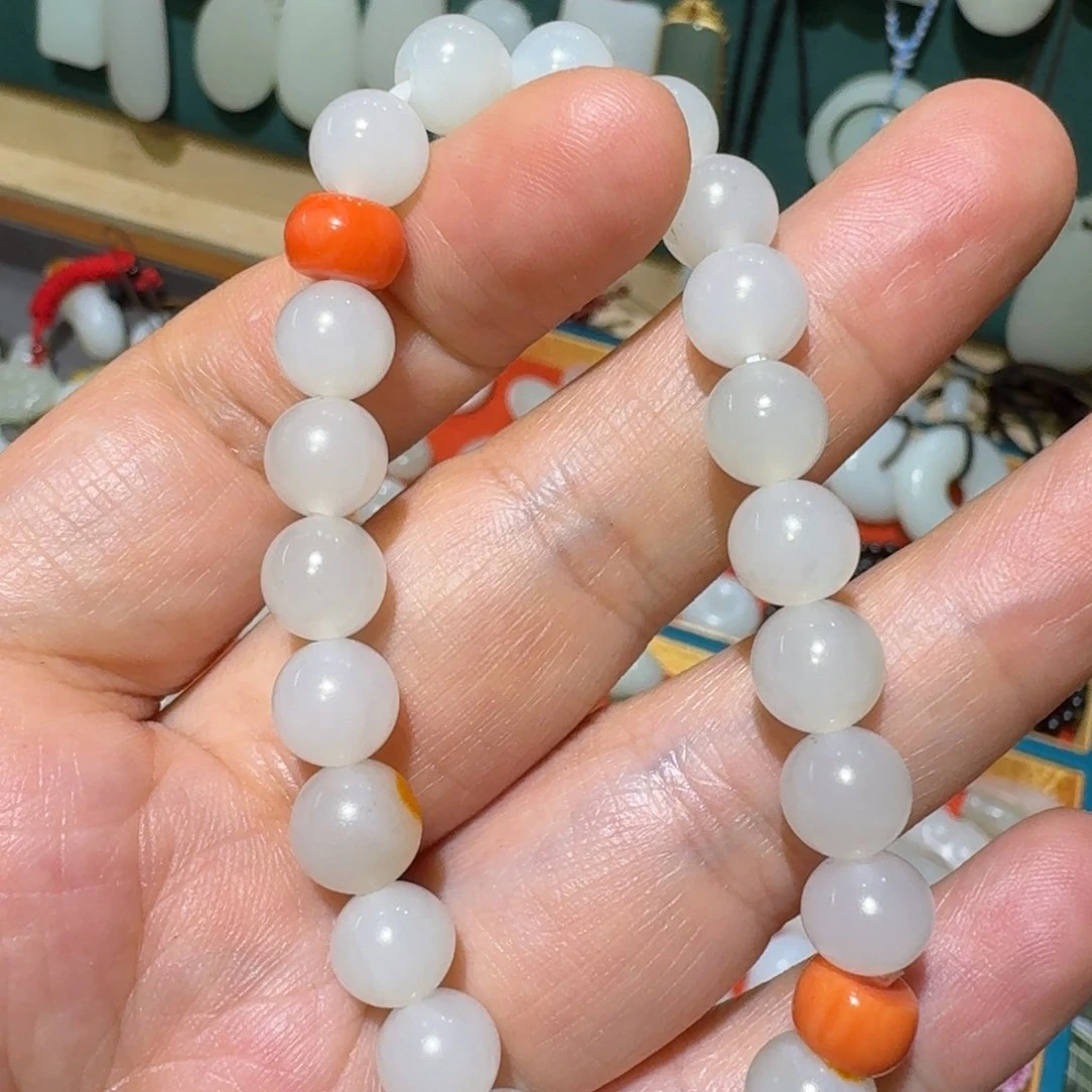 和田玉颈饰未镶嵌五***浓