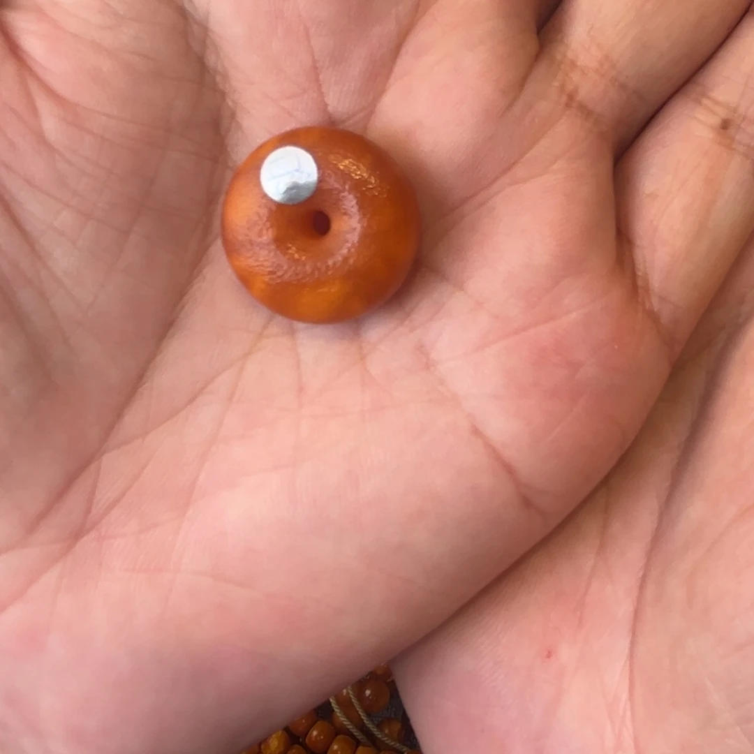 未镶嵌吊坠(不含链)蜜蜡