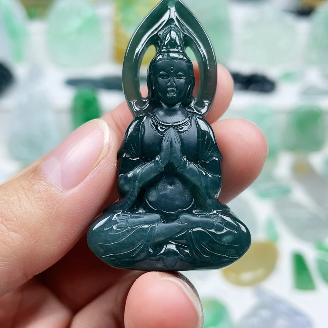翡翠颈饰未镶嵌观音