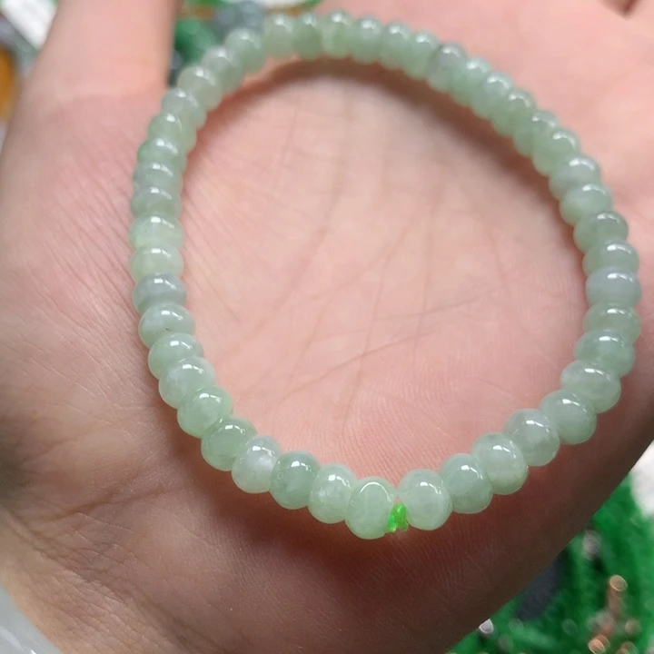 翡翠未镶嵌手链翡翠