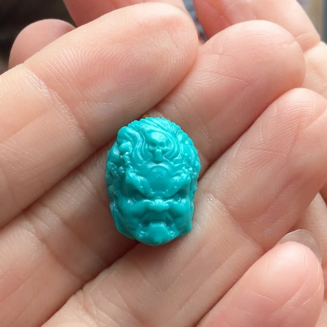 绿松石未镶嵌颈饰