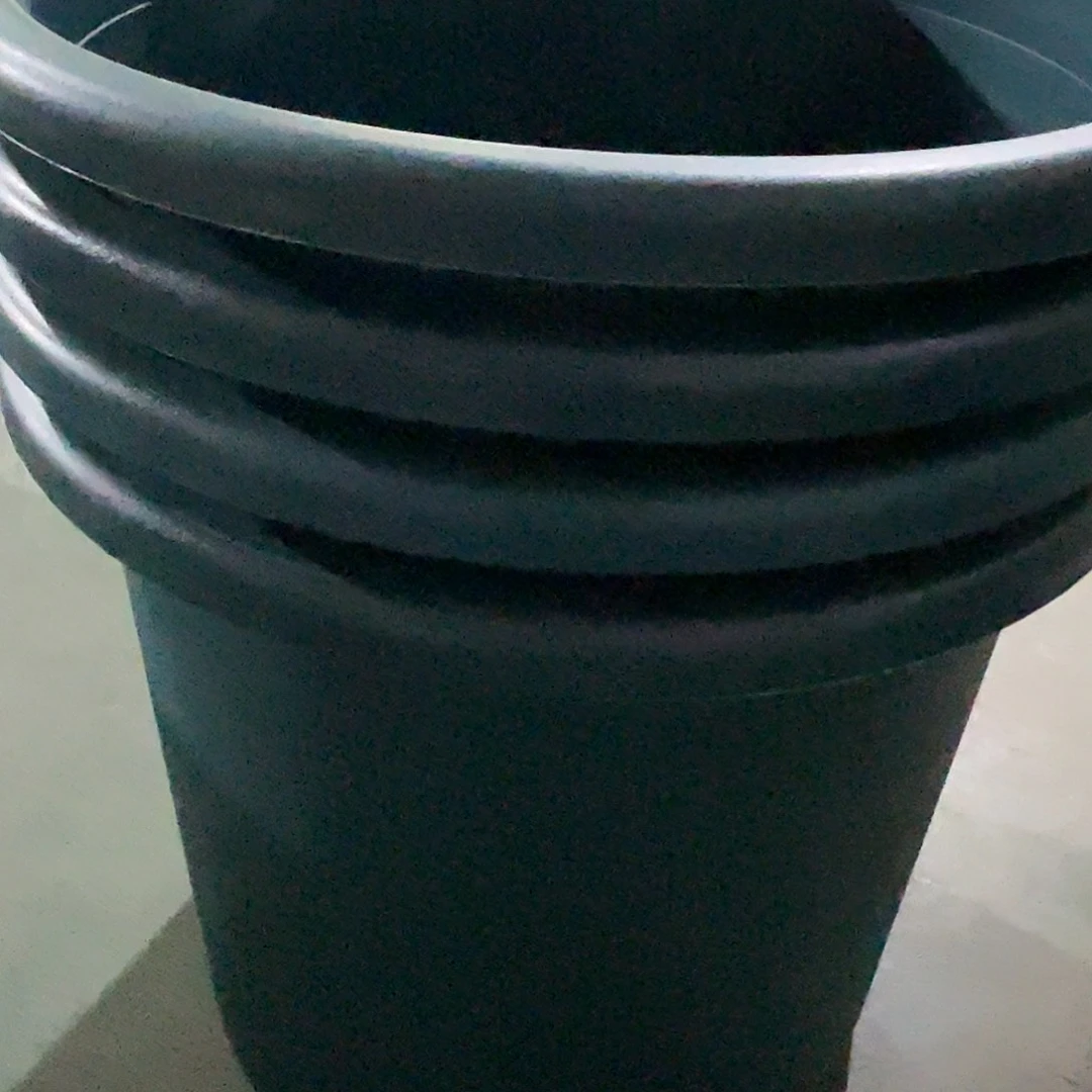 四季9号军绿色4个无拖