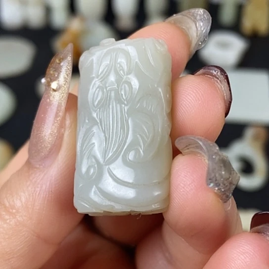 和田玉（糖玉）未镶嵌挂件