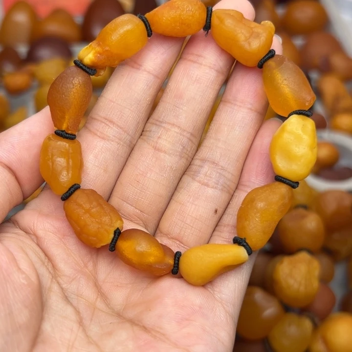琥珀颈饰未镶嵌天然蜜蜡