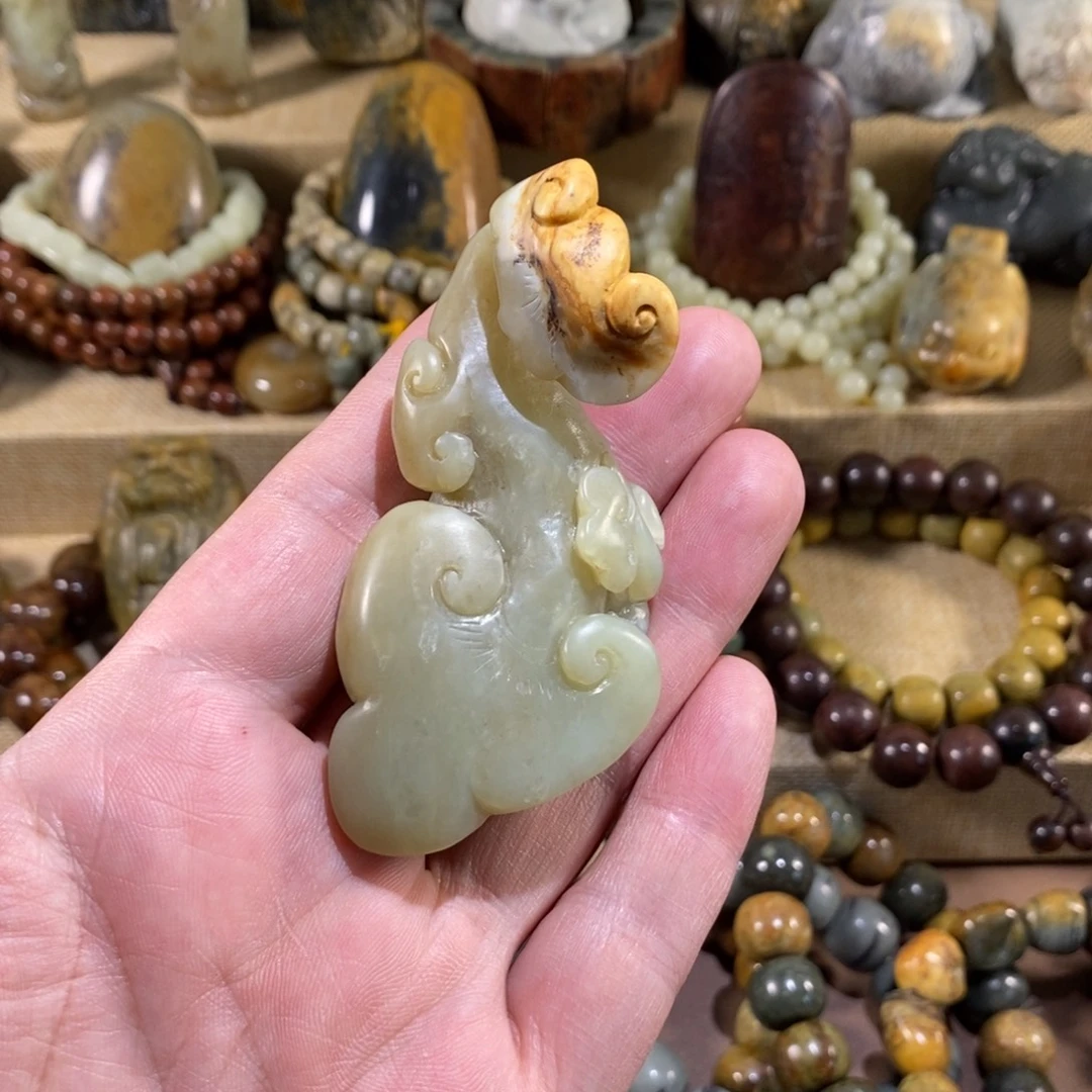 岫岩河磨玉（透闪石质玉）未镶嵌挂件