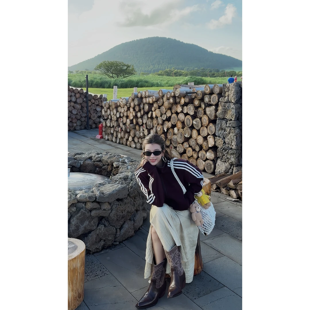 YEER·SHOP【自由无界~】爷儿秋季新款时尚三杠百搭酒红色外套