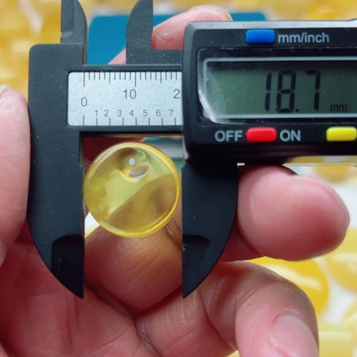 琥珀（矿物珀）未镶嵌裸石