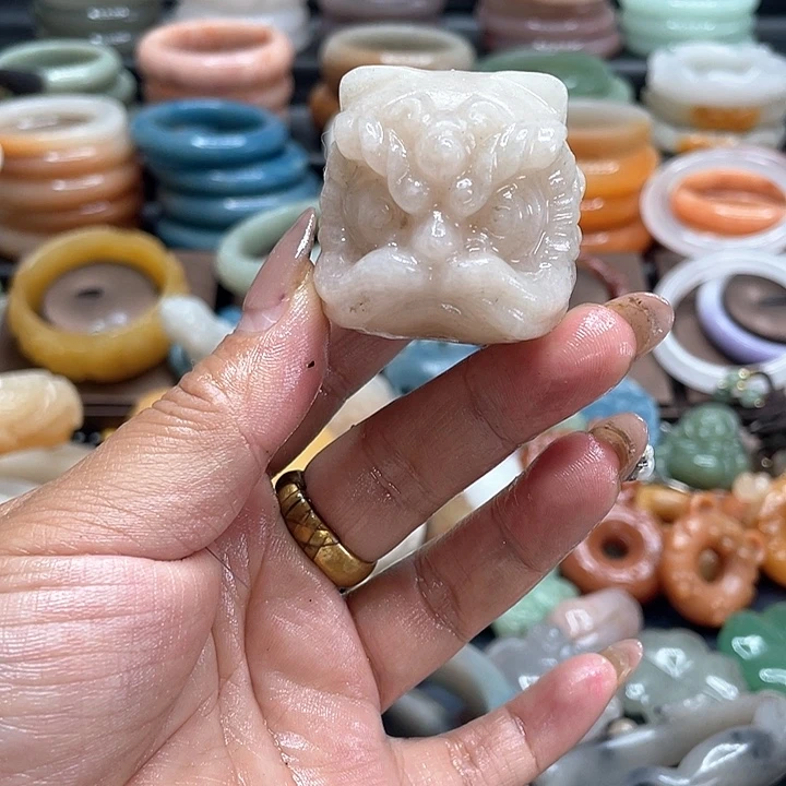 石英质玉手镯合金