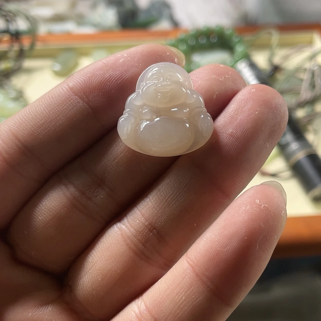 和田玉未镶嵌颈饰和田玉青海藕粉佛公