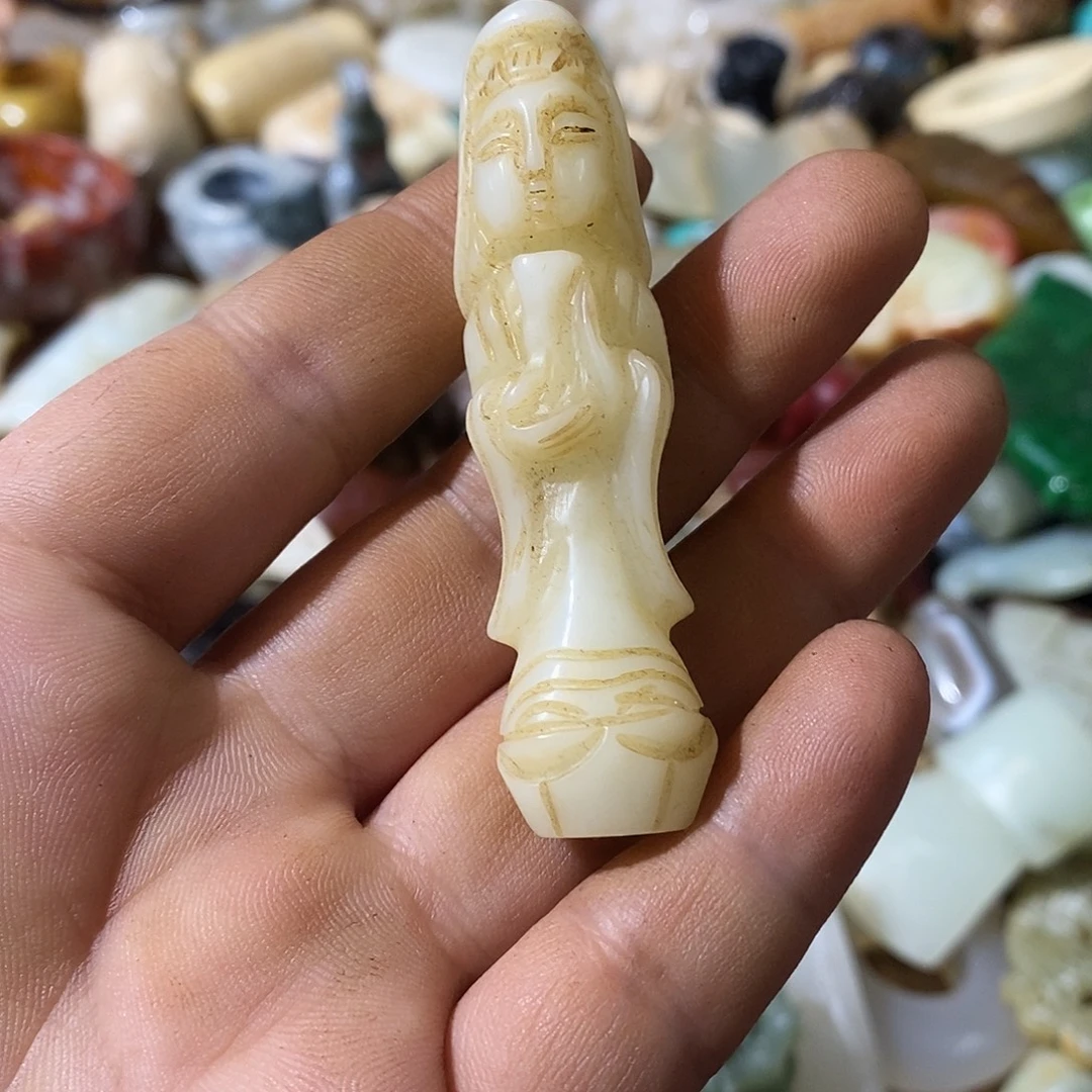 和田玉（糖玉）未镶嵌挂件